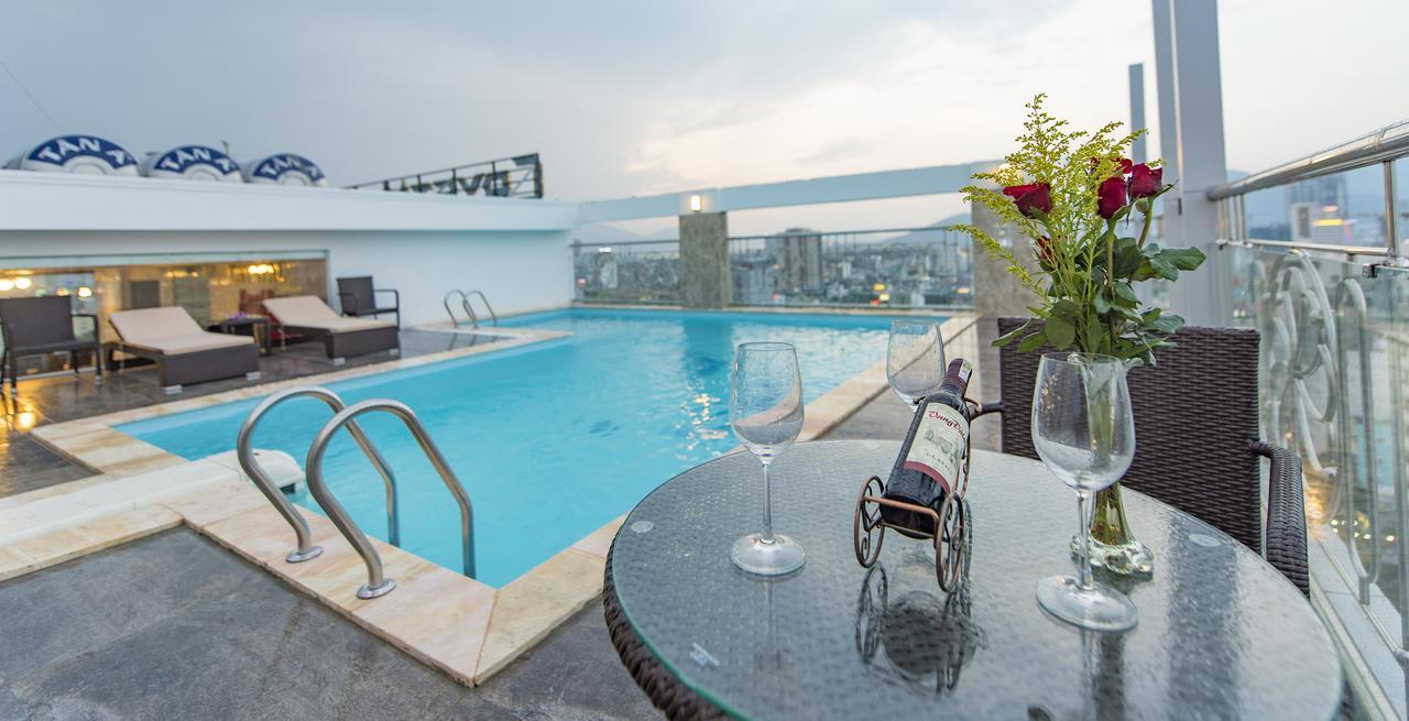 Crystal Boutique Hotel By Thg Da Nang Exterior foto